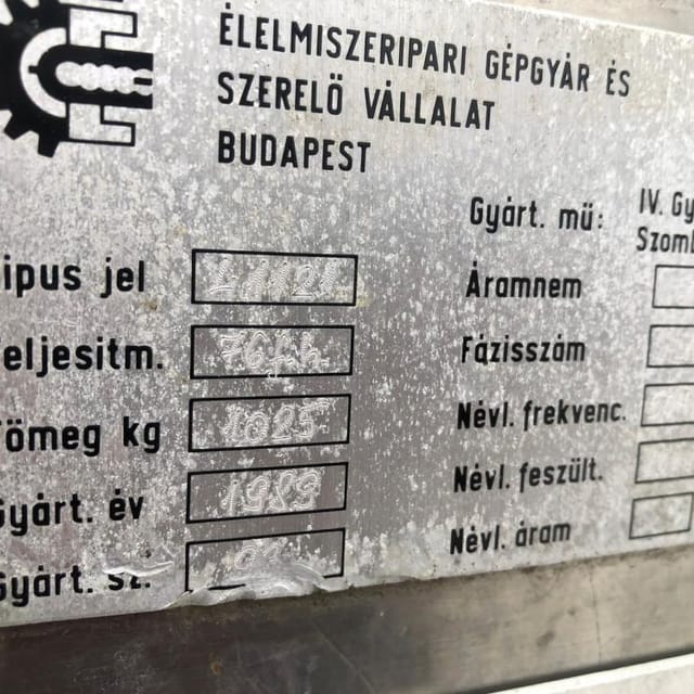 Сырный пресс тоннельный 76 головок инв.9503