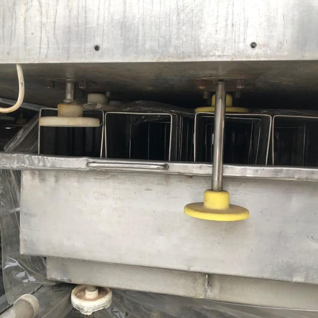 Сырный пресс тоннельный 76 головок инв.9575