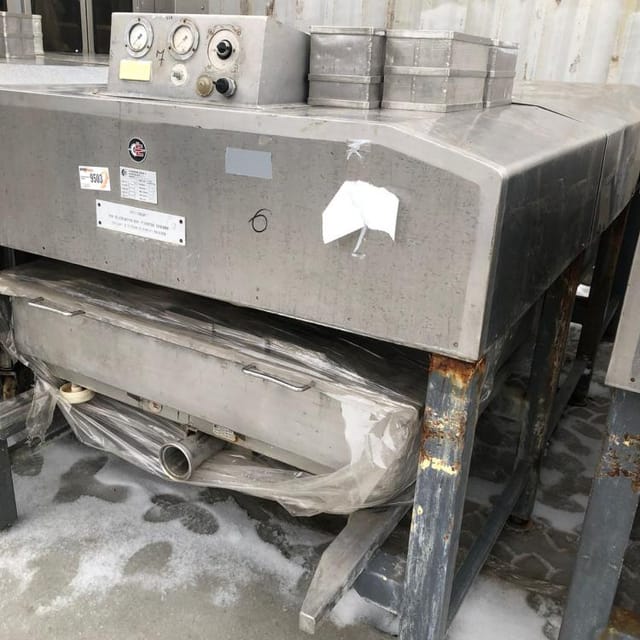 Сырный пресс тоннельный 76 головок инв.9797