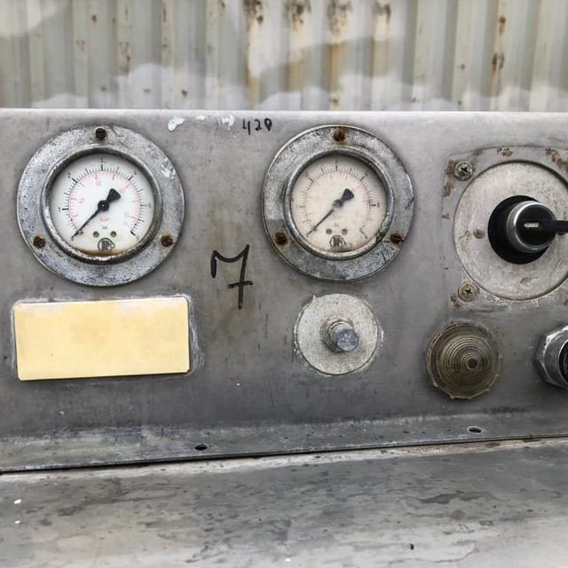 Сырный пресс тоннельный 76 головок инв.9797