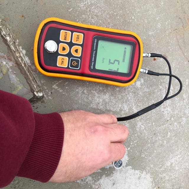 Емкость толстостенная 1000л инв.8373