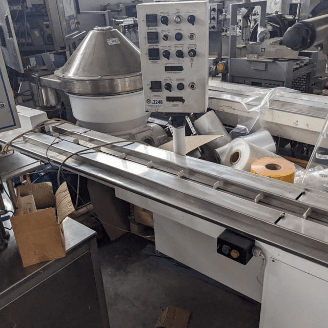 Горизонтально-упаковочная машина(Flow pack), Линепак, е.2248