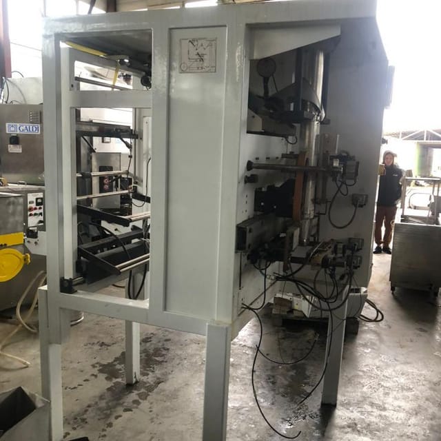 Фасовщик сыпучих ПИТПАК Таурас Феникс инв.11580