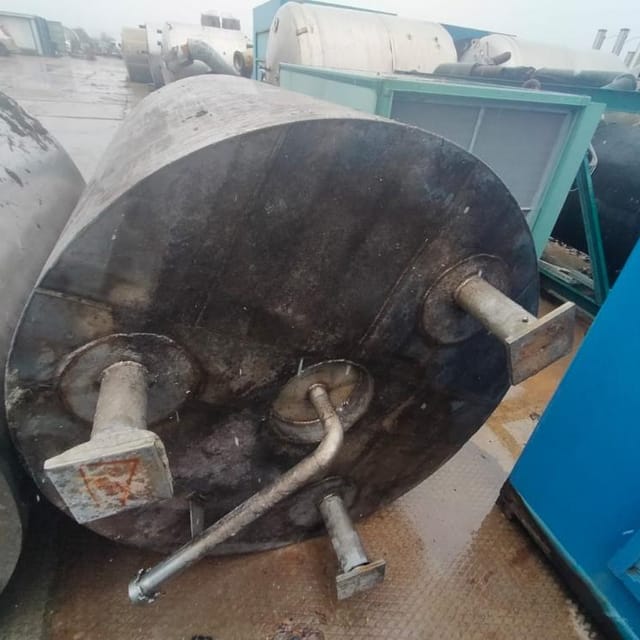 Емкость 2000л с рубашкой инв.10041