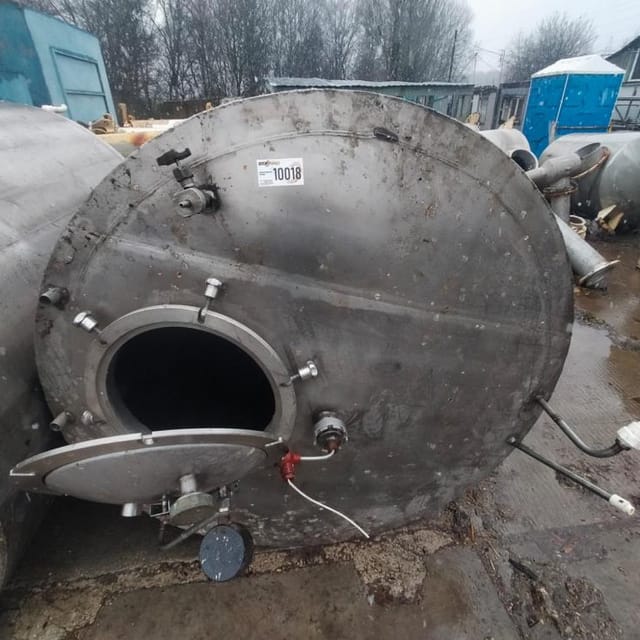 Емкость 2000л с рубашкой инв.10041