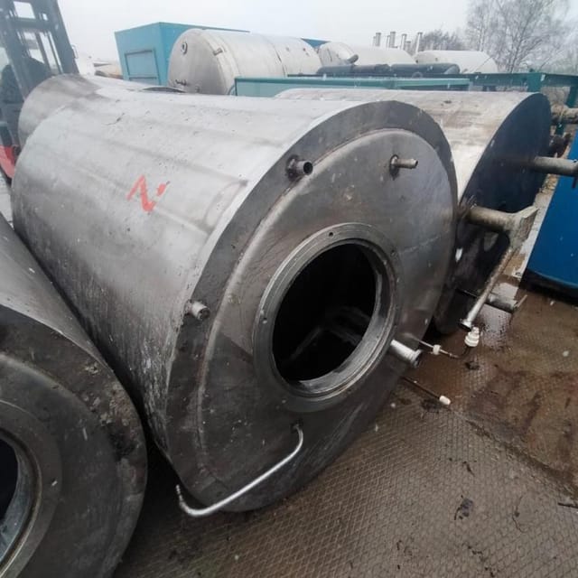 Емкость 2000л с рубашкой инв.10041