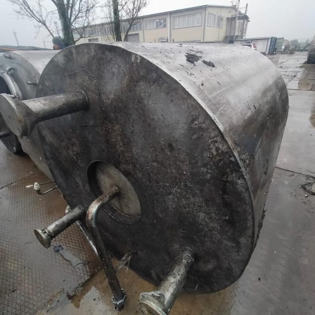 Емкость 2000л с рубашкой инв.10041