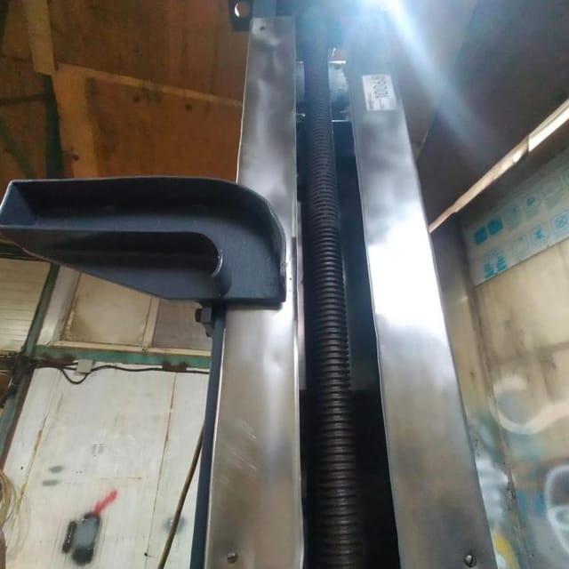 Подъемник для тележки 200л инв.10065