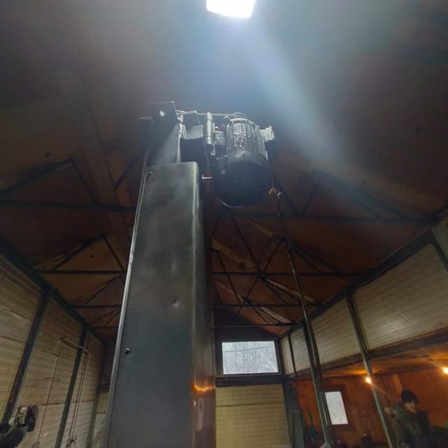 Подъемник для тележки 200л инв.10065