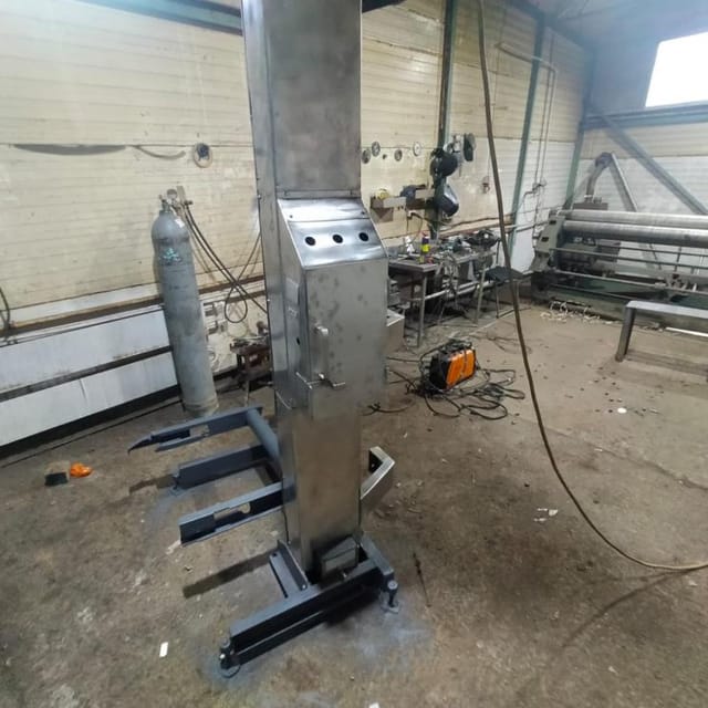 Подъемник для тележки 200л инв.10065