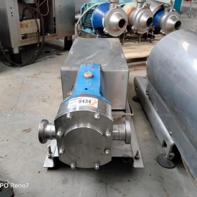 Насос кулачковый Alfa Laval SRU3/038/LS инв.9434