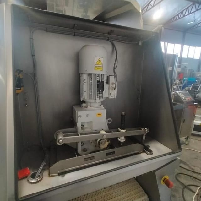 Иньектор NOWICKI MHM-68/204F -272 иглы(68х4) инв.11815