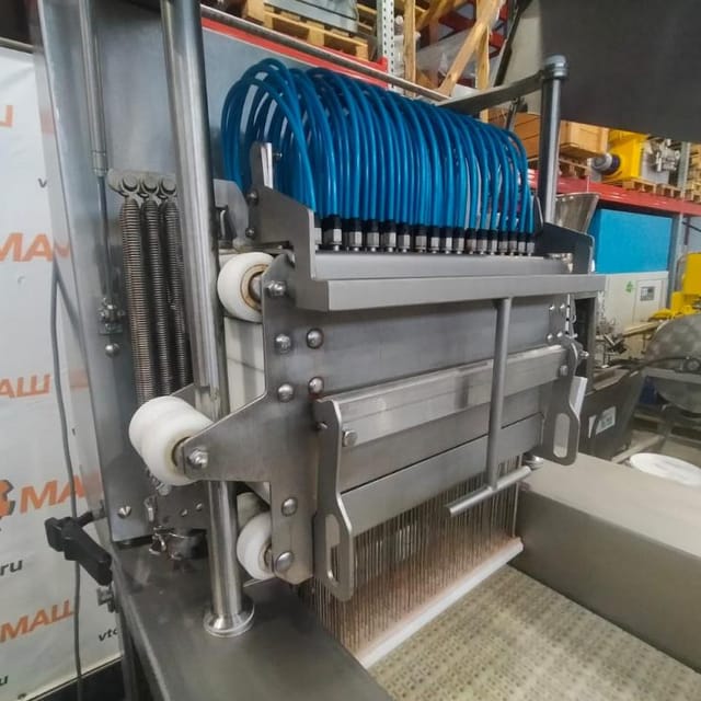 Иньектор NOWICKI MHM-68/204F -272 иглы(68х4) инв.11815