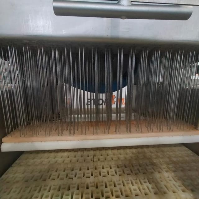 Иньектор NOWICKI MHM-68/204F -272 иглы(68х4) инв.11815