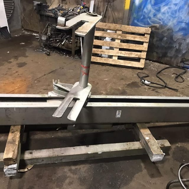 Подъёмник тележек  200л инв.10133