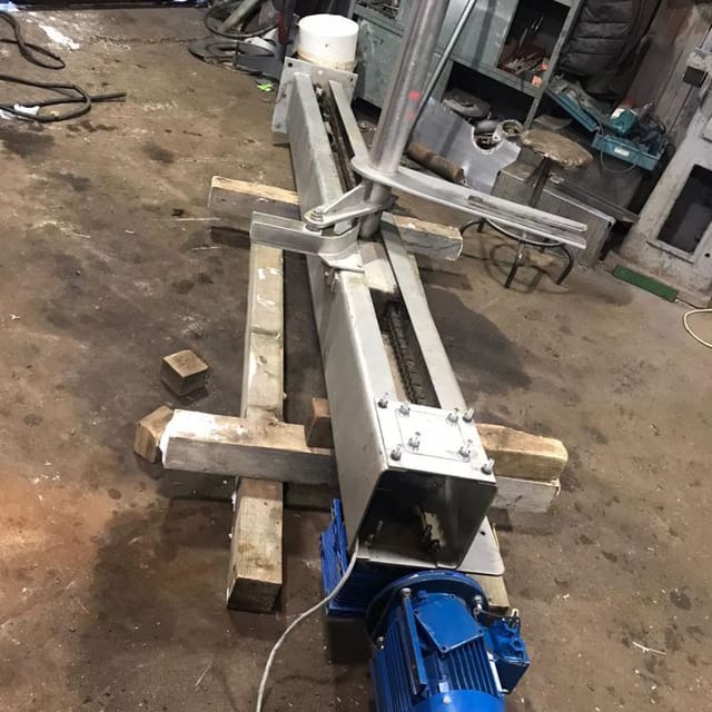 Подъёмник тележек  200л инв.10133