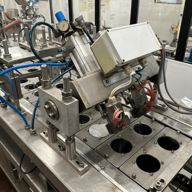 Фасовочный автомат творога в стаканчик 95мм Паст Пак 2Л.