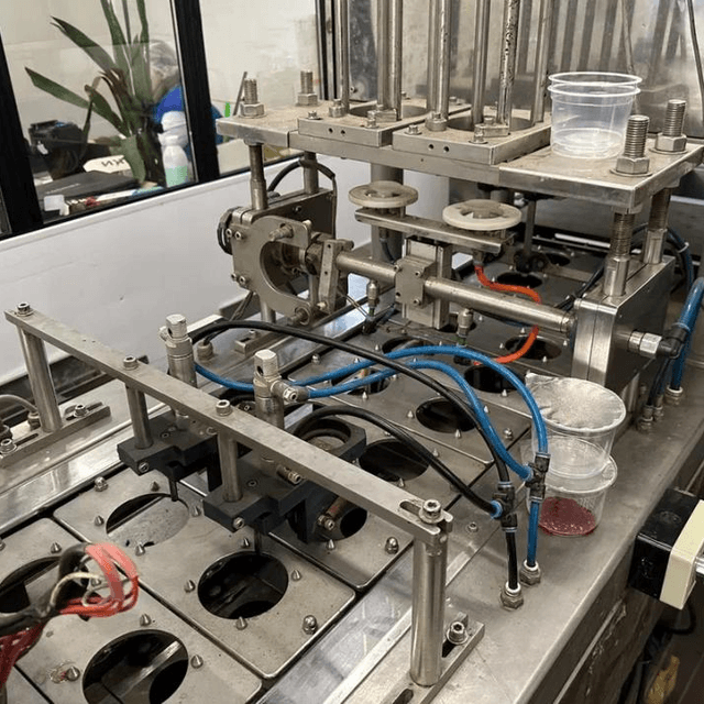 Фасовочный автомат творога в стаканчик 95мм Паст Пак 2Л.