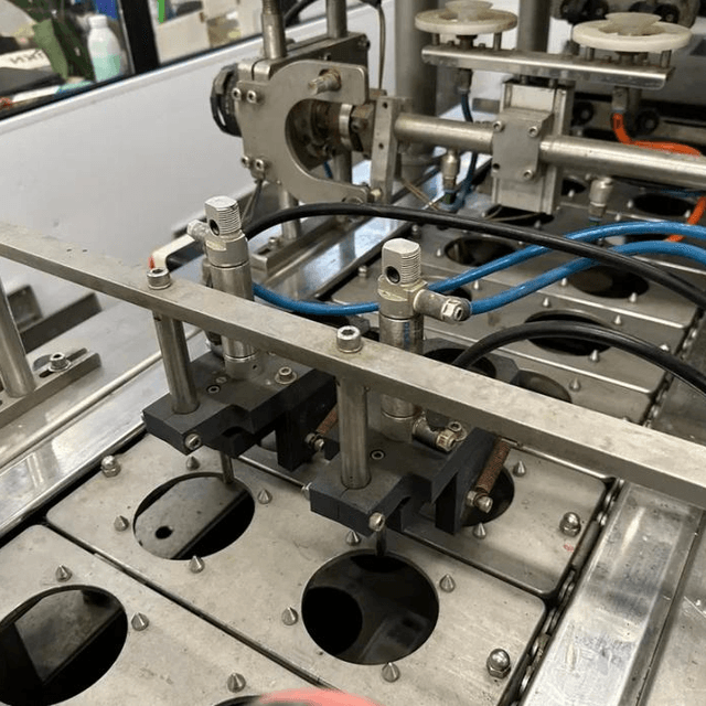 Фасовочный автомат творога в стаканчик 95мм Паст Пак 2Л.