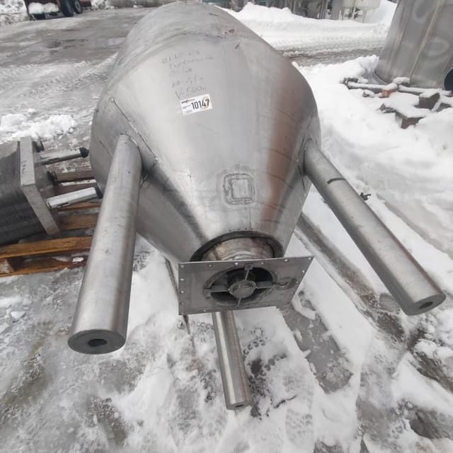 Ёмкость с рубашкой  1000л с конусом и мешалкой инв.10147