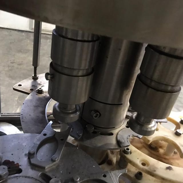 Линия розлива в ПЭТ 38мм PakPromet  3000 инв.10203