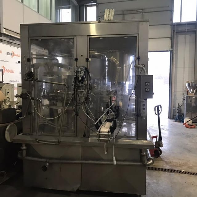 Линия розлива в ПЭТ 38мм PakPromet  3000 инв.10203