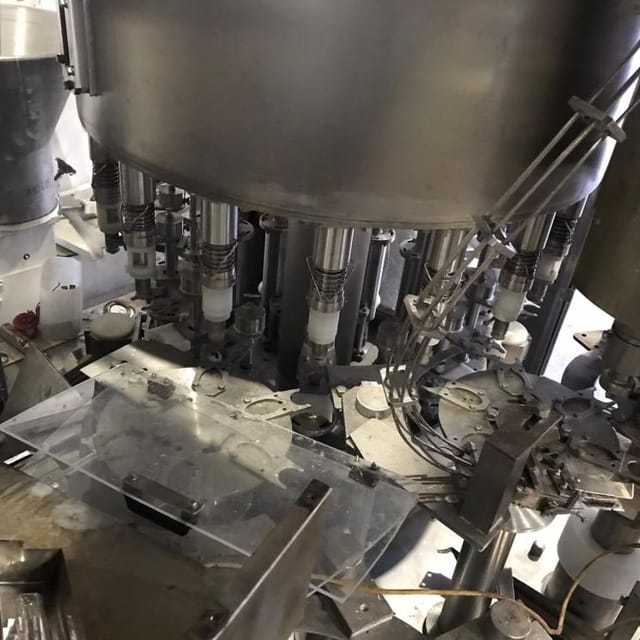 Линия розлива в ПЭТ 38мм PakPromet  3000 инв.10203