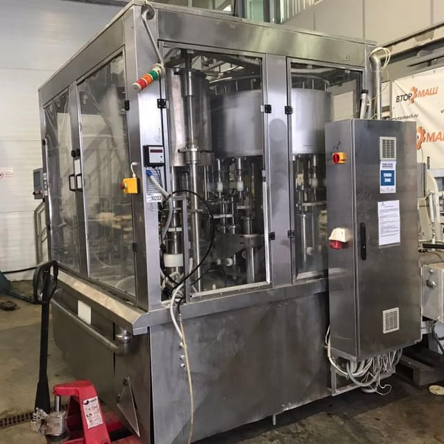 Линия розлива в ПЭТ 38мм PakPromet  3000 инв.10203