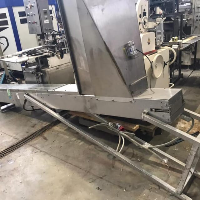 Линия розлива в ПЭТ 38мм PakPromet  3000 инв.10203