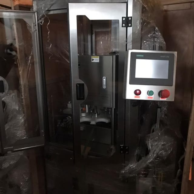 Закатка Leva Packaging в ПЭТ банку с широким горлом инв.10212