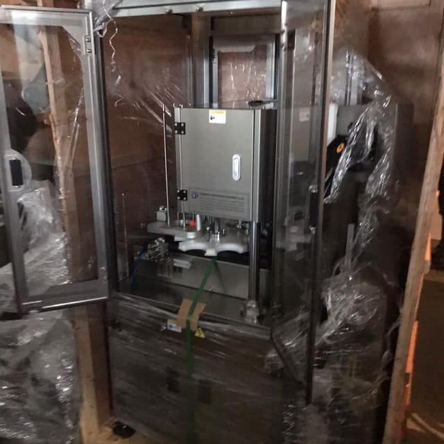 Закатка Leva Packaging в ПЭТ банку с широким горлом инв.10212