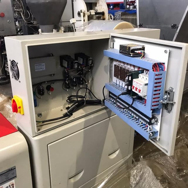 Горизонтальный упаковщик Hualian DXDZ-250B инв.10213