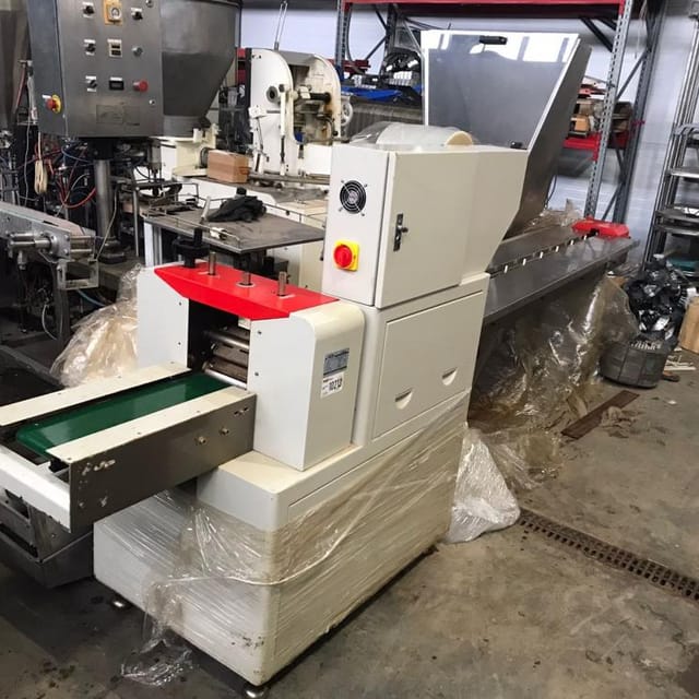 Горизонтальный упаковщик Hualian DXDZ-250B инв.10213