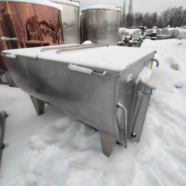 Ванна творожная 1000л инв.10300