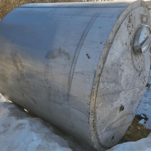 Емкости объем 6 куб.м.,  с термоизоляцией. е.1836