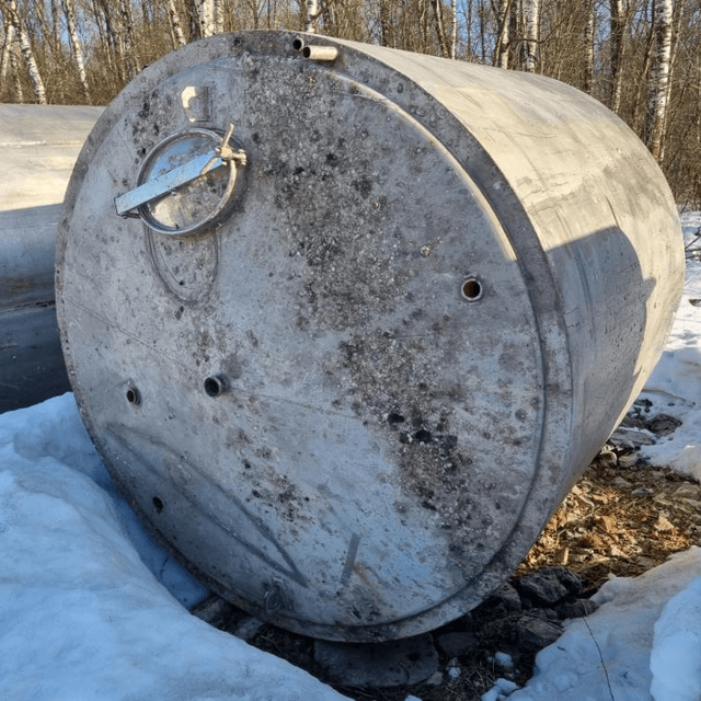 Емкости объем 6 куб.м.,  с термоизоляцией. е.1836