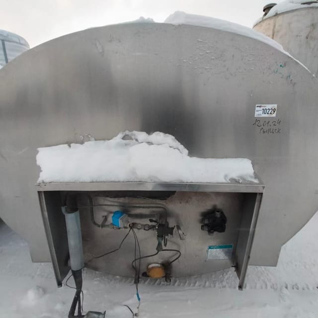 Танк охладитель 3100л инв.10229