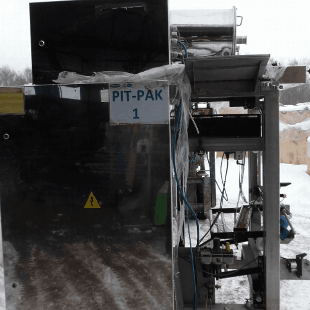 Фасовочный автомат молочных продуктов в пакет ТФ 2 ПИТПАК-03-0