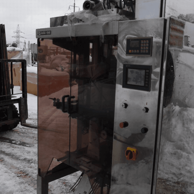 Фасовочный автомат молочных продуктов в пакет ТФ 2 ПИТПАК-03-0