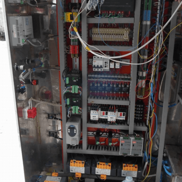 Фасовочный автомат молочных продуктов в пакет ТФ 2 ПИТПАК-03-0