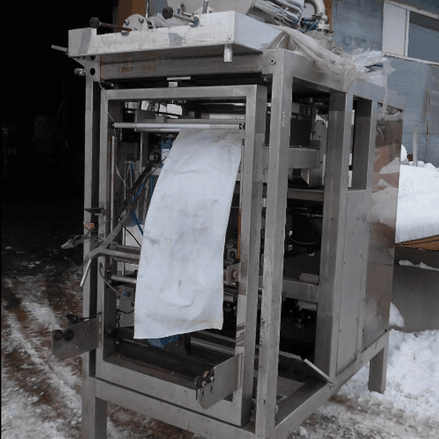 Фасовочный автомат молочных продуктов в пакет ТФ 2 ПИТПАК-03-0