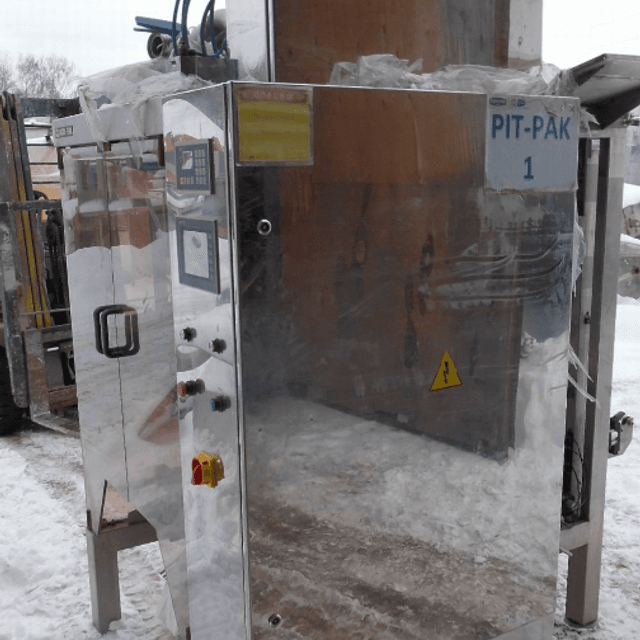 Фасовочный автомат молочных продуктов в пакет ТФ 2 ПИТПАК-03-0