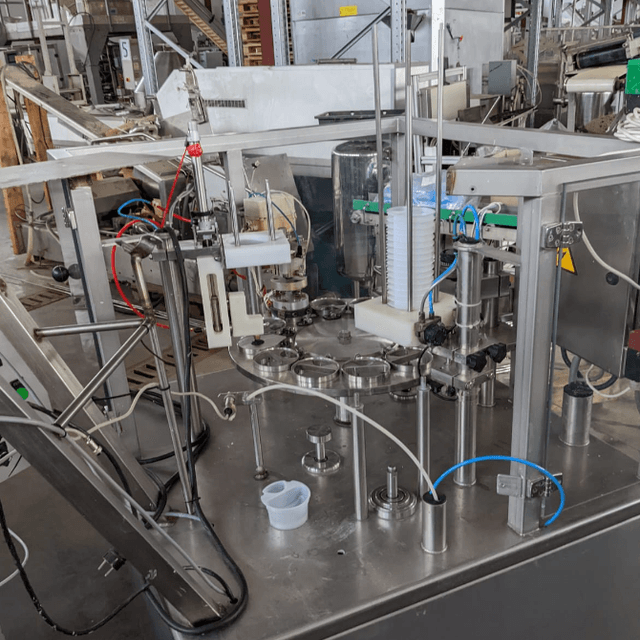 Фасовщик в стаканчик (95 мм) с добавлением сухих наполнителей инв.1604