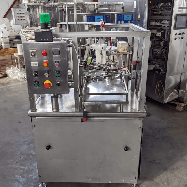 Фасовщик в стаканчик (95 мм) с добавлением сухих наполнителей инв.1604