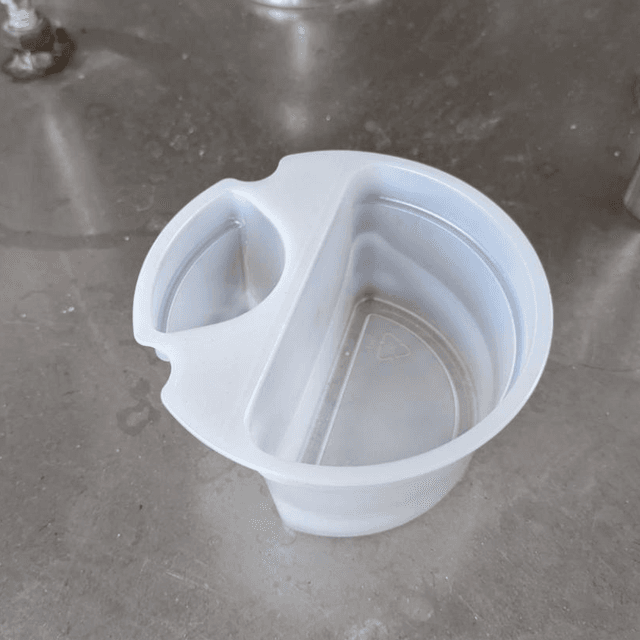 Фасовщик в стаканчик (95 мм) с добавлением сухих наполнителей инв.1604