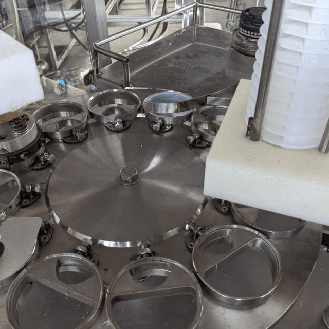 Фасовщик в стаканчик (95 мм) с добавлением сухих наполнителей инв.1604