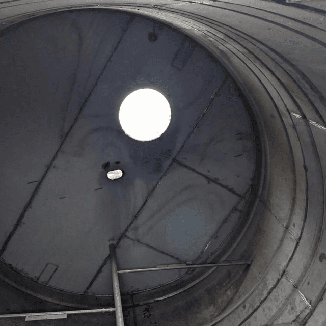 Емкость нержавеющая, объем 29 куб.м е.2955