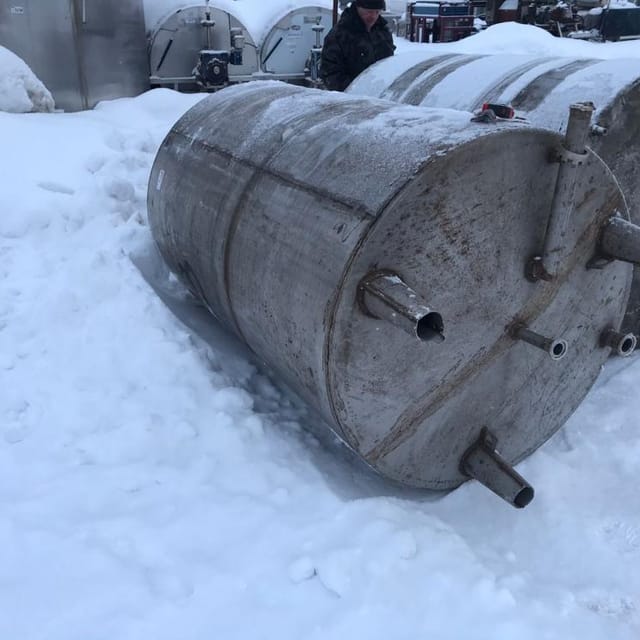 Емкость 2 куба одностенка инв.11340