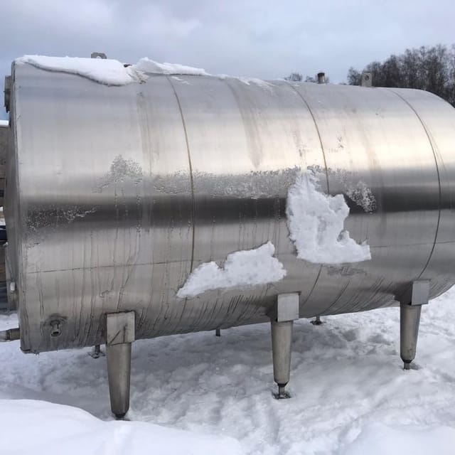 Емкость 10 кубов термос инв.11341