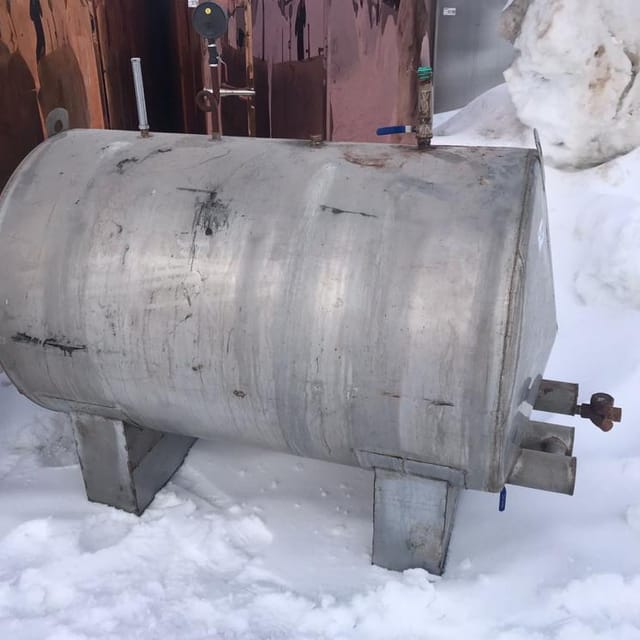 Емкость горизонтальная 1000л инв.10218